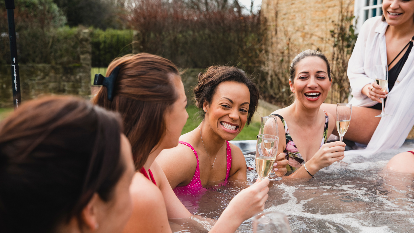 Ultimate Guide to the Best 4 to 7 Person Hot Tubs of 2024